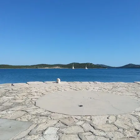 Jartic * Betina (Sibenik-Knin)