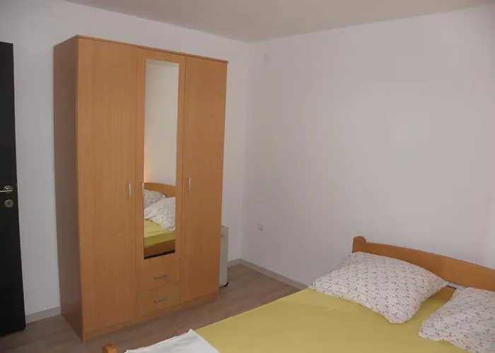 Jartic Betina (Sibenik-Knin)